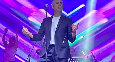 Özcan Deniz'e Kıbrıs'ta yoğun ilgi