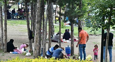 Parklar Başkentlilerin vazgeçilmez mekânları oldu