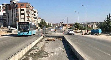 Petrol Caddesi kavşağına kavuşuyor