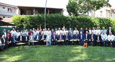 Sakarya'da bayramlaşma geleneği değişmedi