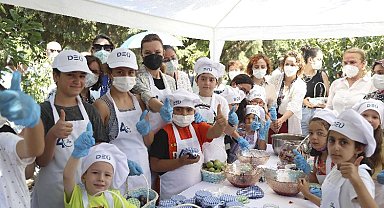 Şifa arayan çocuklar meyve bahçesinde moral depoladı