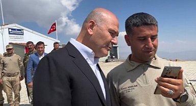 Süleyman Soylu bayramı Mehmetçik ile geçirdi