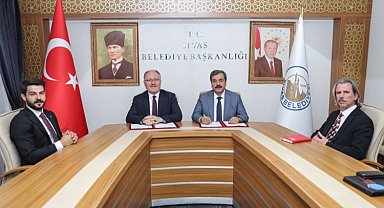 Tercihi 'SBTÜ' olan başarılı öğrencilere burs desteği