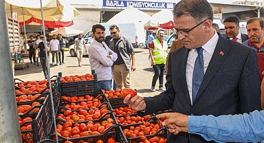 Vali Balcı, sebze ve meyve halini ziyaret etti