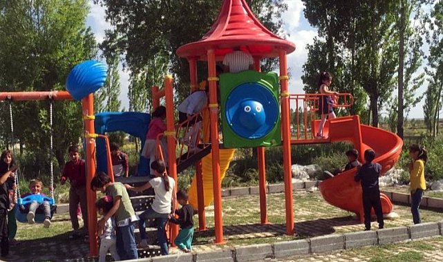 Vanlı çocuklara en güzel bayram hediyesi