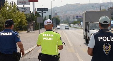 81 ilde dev uygulama! 30 gözaltı, 906 aranan şahıs yakalandı