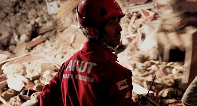 AKUT 17 Ağustos nöbetinde