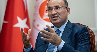 Bakan Bozdağ: KPSS'deki duruma derhal müdahale edildi... Adalet terazisi hak ettiğini verecektir
