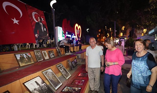 Başkan Hürriyet, Atatürk Fotoğrafları sergisini ziyaret etti