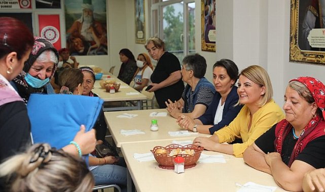Başkan Hürriyet, Derince'deki canların sofrasında
