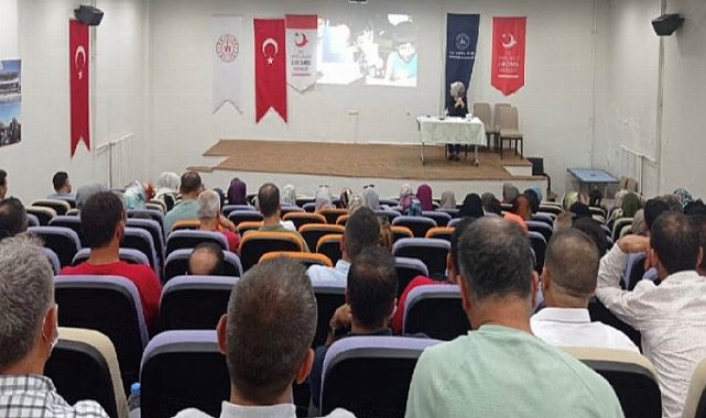 Bingöl Göç İdaresi'nden kamu çalışanlarına seminer