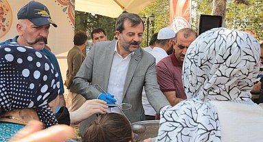 Bursa Gürsu'da aşure bereketi