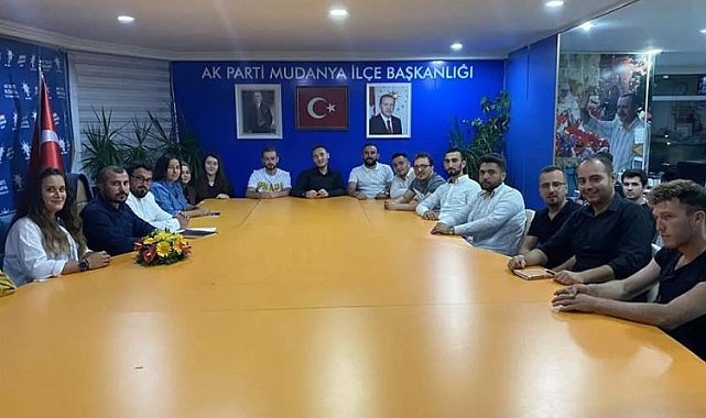 Bursa Mudanya'da 'AK Gençlik' yönetimi belli oldu