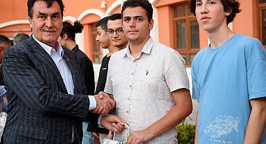 Bursa Osmangazi'de uluslararası öğrenciler gururlandırıyor