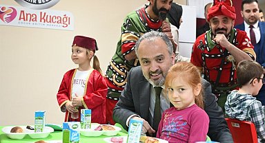 Bursa'da 'Ana Kucağı' yeni dönem kayıtları başladı