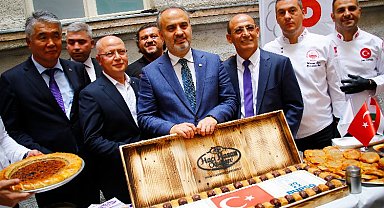 Bursa'nın lezzetleri Macaristan'da tanıtıldı