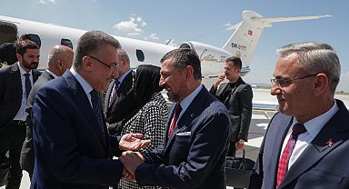 Cumhurbaşkanı Yardımcısı Oktay Kütahya'da