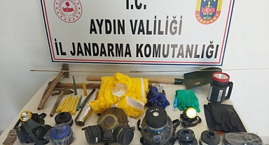 Defineciler Yakalandı