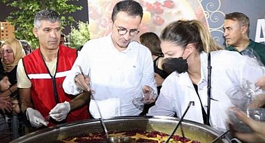 Diyarbakır Kayapınar'da aşure ikramı