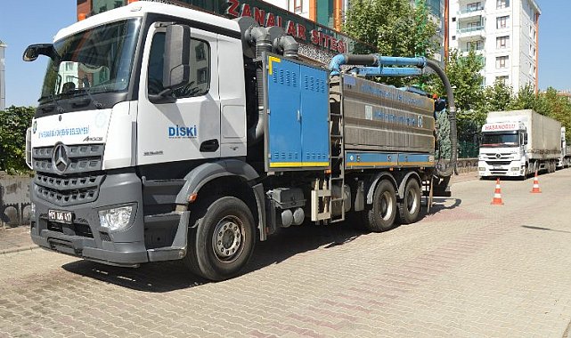 Diyarbakır'da 1,5 milyon metre şebekede temizlik çalışması