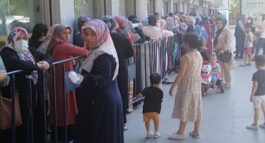 Diyarbakır'da PTT kuyruğu... Sosyal destek eziyete dönüştü!