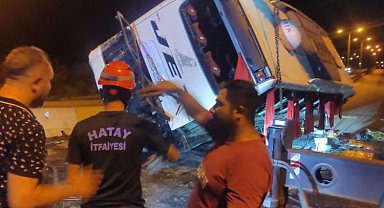 Dörtyol'daki kazaya itfayeden anında müdahale