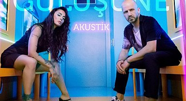 'Düştüm Gülüşüne' ile romantik hamle