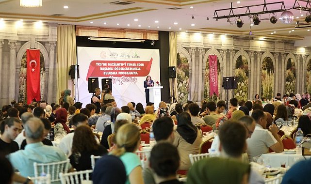 Gaziantep Büyükşehir'den YKS başarısına tebrik