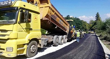 Gölcük köy yollarında konforlu ulaşım