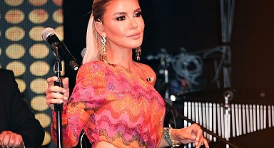Gülben Ergen'e sahne övgüsü