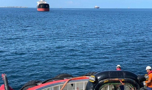 İstanbul açıklarında tanker gemi makine arızası yaptı