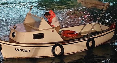 İstanbul'da sürüklenen bir tekne Bebek Koyu'na yanaştırıldı
