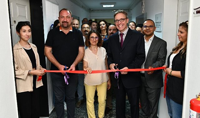 İzmir Çiğli'de 'Mülteci Danışma Ofisi'