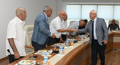 İzmir Karabağlar'da muhtarlara 'kentsel' bilgilendirme