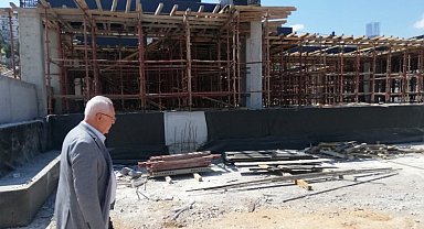İzmir Karabağlar'da 'spor merkezi' inşaası tam gaz