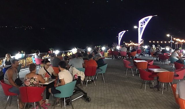 İzmit'te hafta sonu 'sosyal yaşam' yoğunluğu!