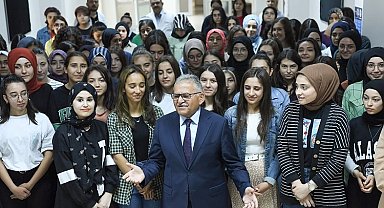 Kayseri Büyükşehir'den 89 öğrenciye staj imkanı