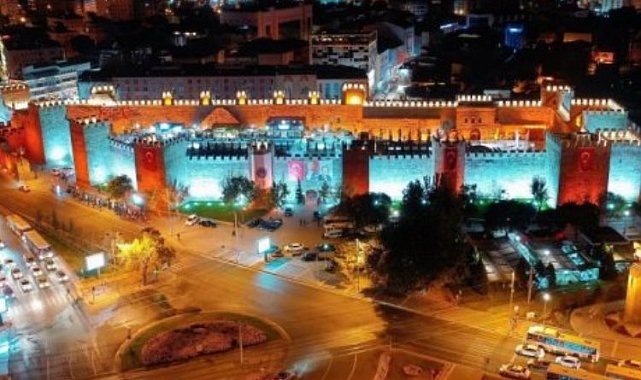 Kayseri Büyükşehir'den Kale İçi'nde renkli eğlence