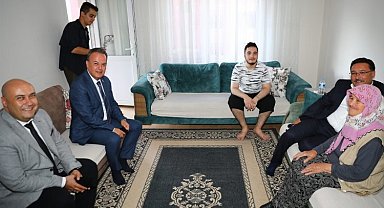 Kayseri Valisi'nden 'evde bakım' ziyareti