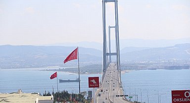 Kocaeli Dilovası'nda köprü manzaralı seyir terası