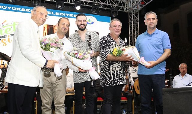 Kocaeli'de klarnet ustaları aynı sahnede buluştu