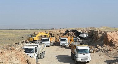 Malatya'da Altay Kışlası'na güvenlik duvarı