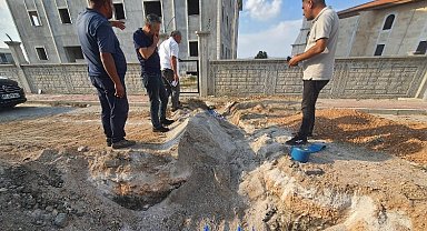 Manisa Yunusemre'de içme suyu hattı döşeme çalışması