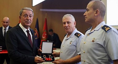 MSB'den üst rütbeye terfi eden personele tören