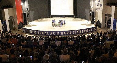 'Müjdat Gezen Bir Sevgi Belgeseli'ne Güzelbahçe'de büyük ilgi