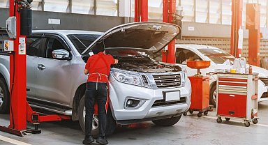 Oto servislerinde 'uzman teknisyen' yetersizliği ciddi problem