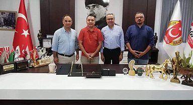 Rafet Zeybek'ten Antalyalı gazetecilere ziyaret