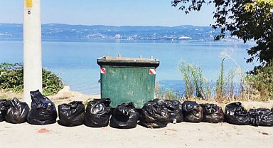 Sapanca Gölü'nden 23 torba çöp çıktı