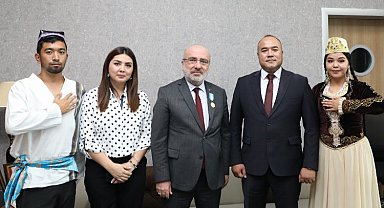 TÜRKSOY Heyetinden Kayseri Üniversitesi'ne ziyaret