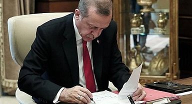 Üç üniversiteye rektör ataması